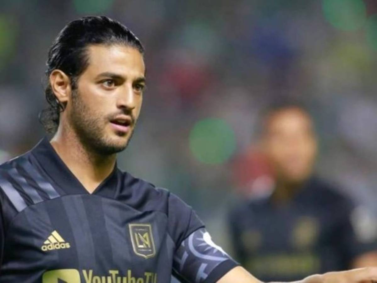 Lesión de rodilla impediría a Vela jugar por semanas  