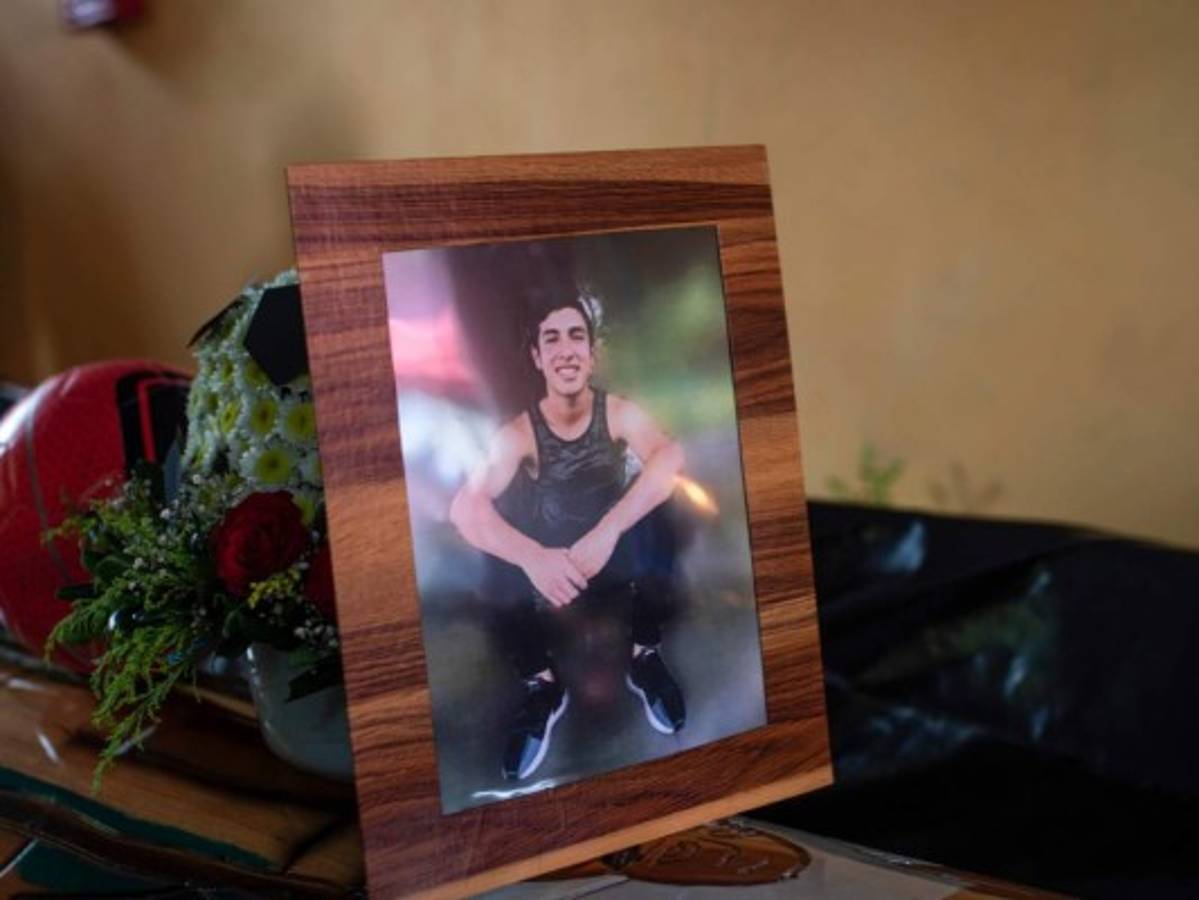 México: exigen justicia por adolescente baleado por policía  