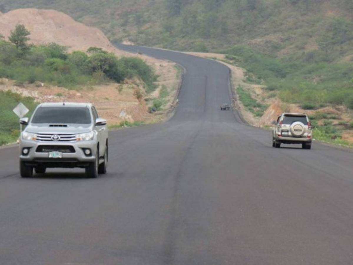 Habilitan nuevos tramos en carretera a la zona sur de Honduras