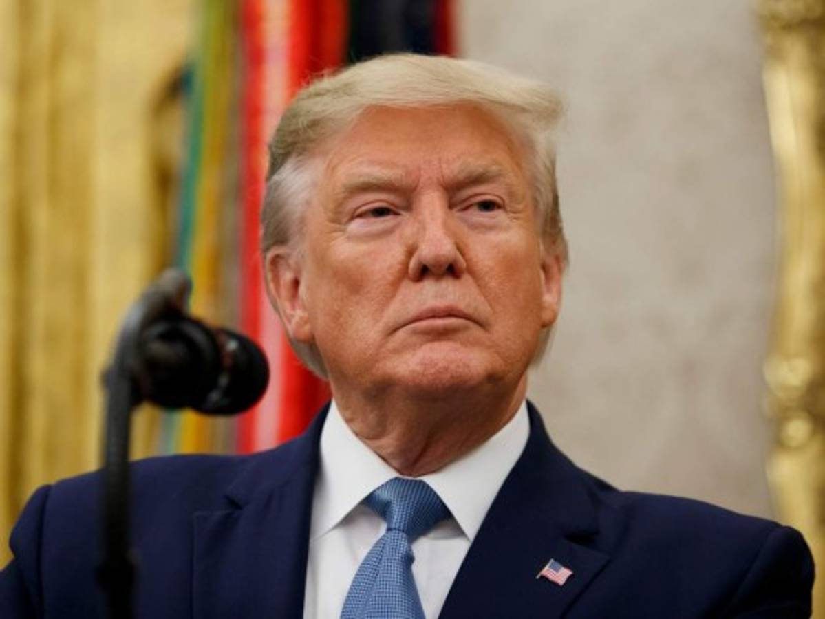 Trump elige enfrentarse al Congreso en medio de pesquisa de juicio político en EEUU