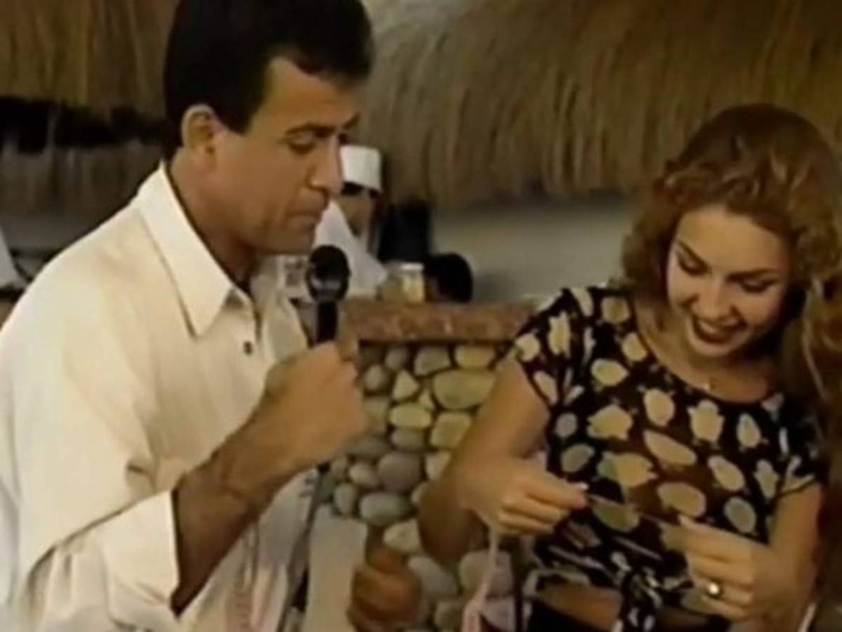 Video: El día que Salvador Nasralla le midió la cintura a Thalía