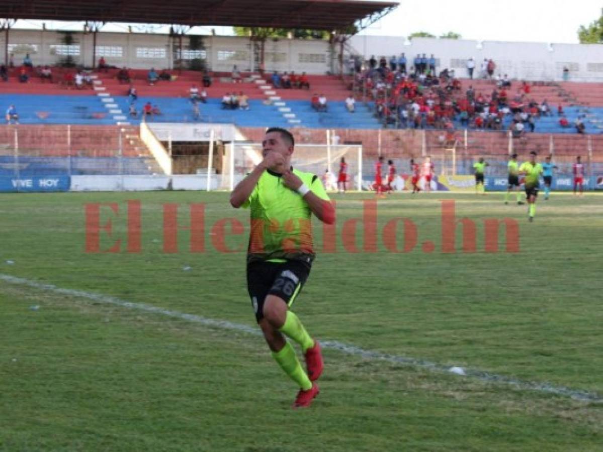 Así fue el golazo de Alex Corrales en el duelo entre Vida y Real de Minas