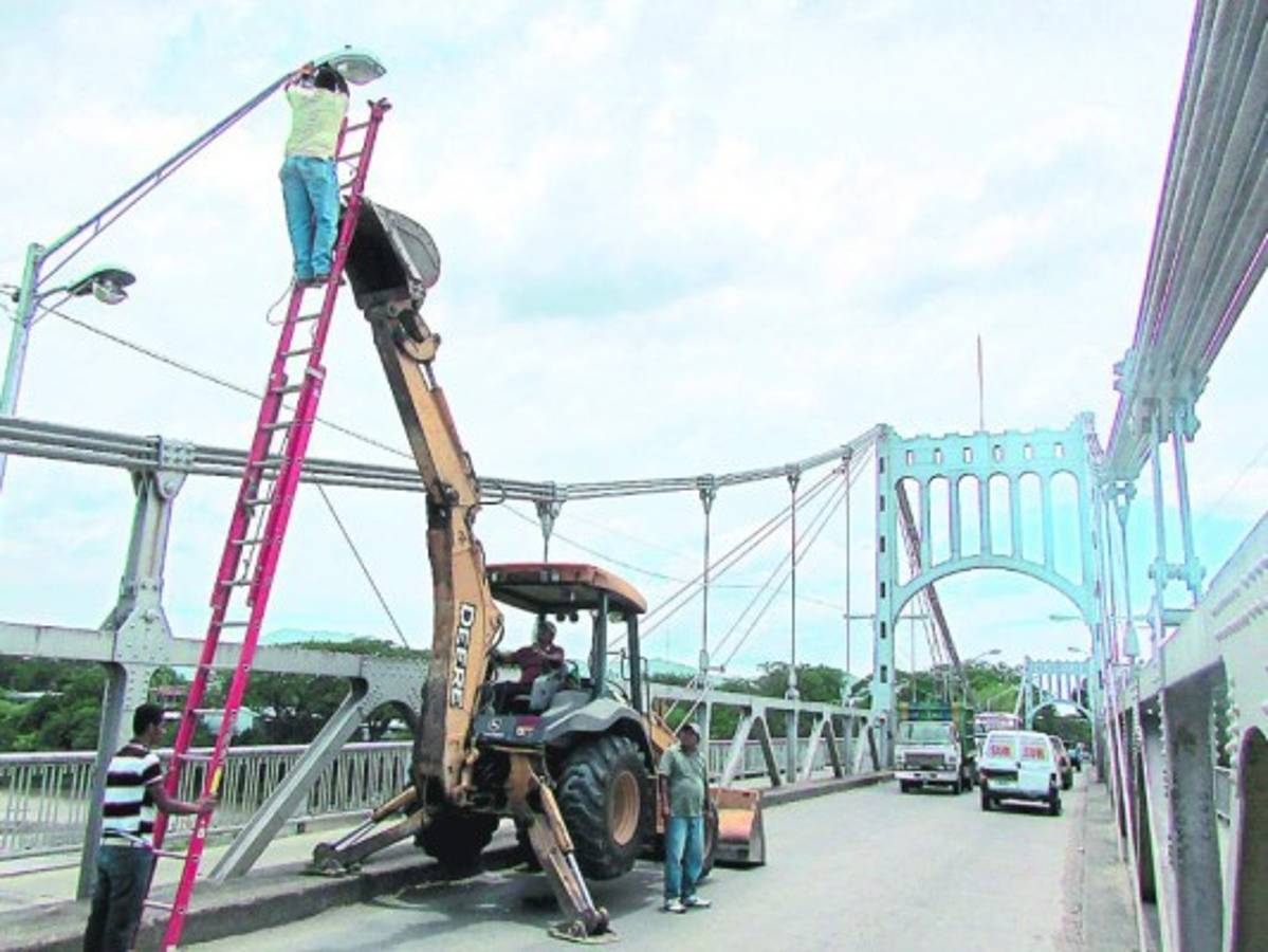 Alcaldía de Choluteca iluminará el puente Tiburcio Carías Andino