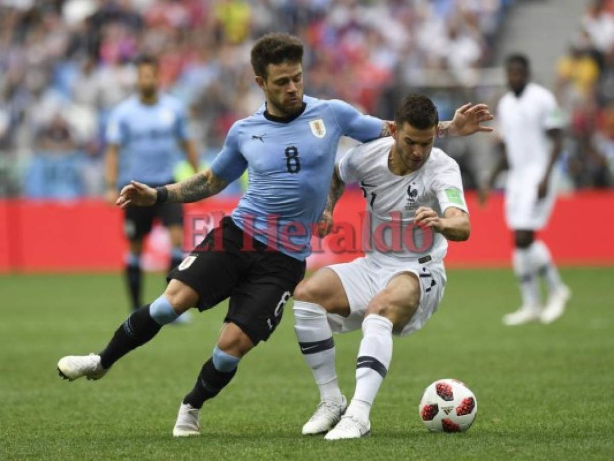 Francia clasifica a las semifinales del Mundial de Rusia tras vencer 2-0 a Uruguay