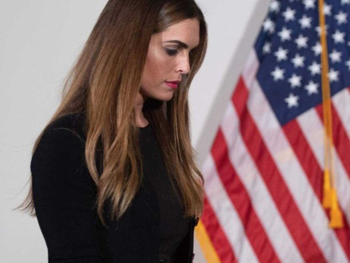 ¿Quién es Hope Hicks, la elegante asesora que habría contagiado a Trump y Melania?  