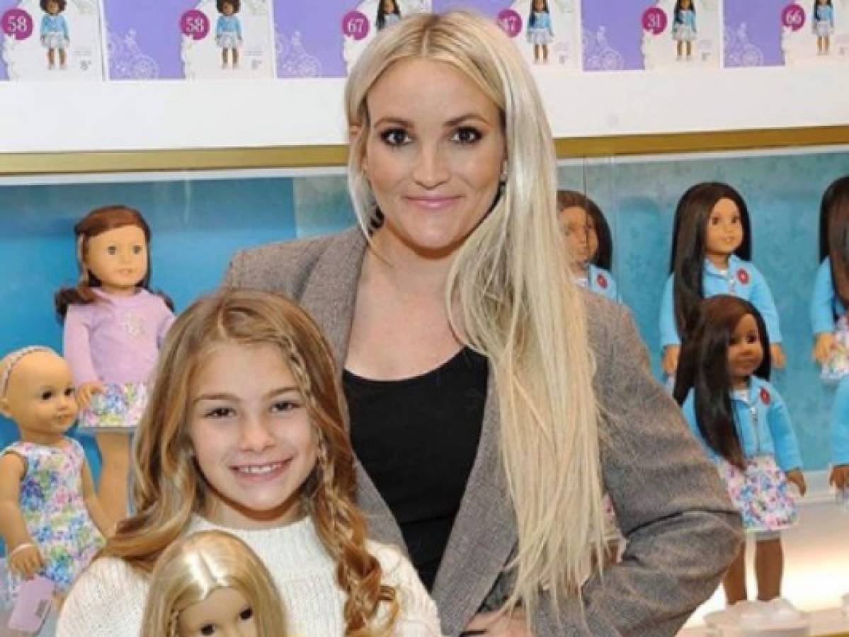 Jamie Lynn Spears presenta a su segunda hija con tierna foto familiar