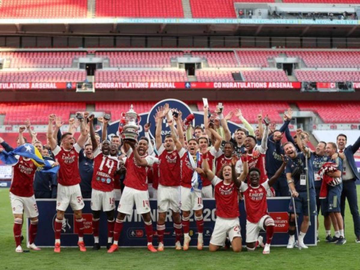 Arsenal conquista la Copa de Inglaterra con doblete de Aubameyang