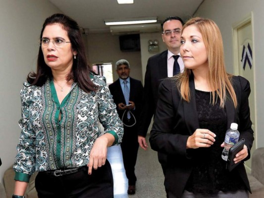 Ana Paola Hall y Rixi Moncada agradecen ampliación del presupuesto al CNE