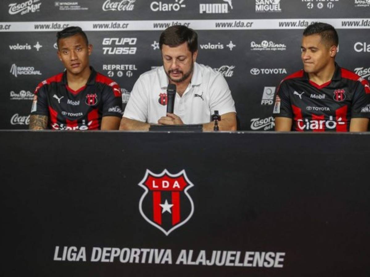 Olimpia, molesto con el Alajuelense por la salida de Roger Rojas, Luis Garrido y Alex López
