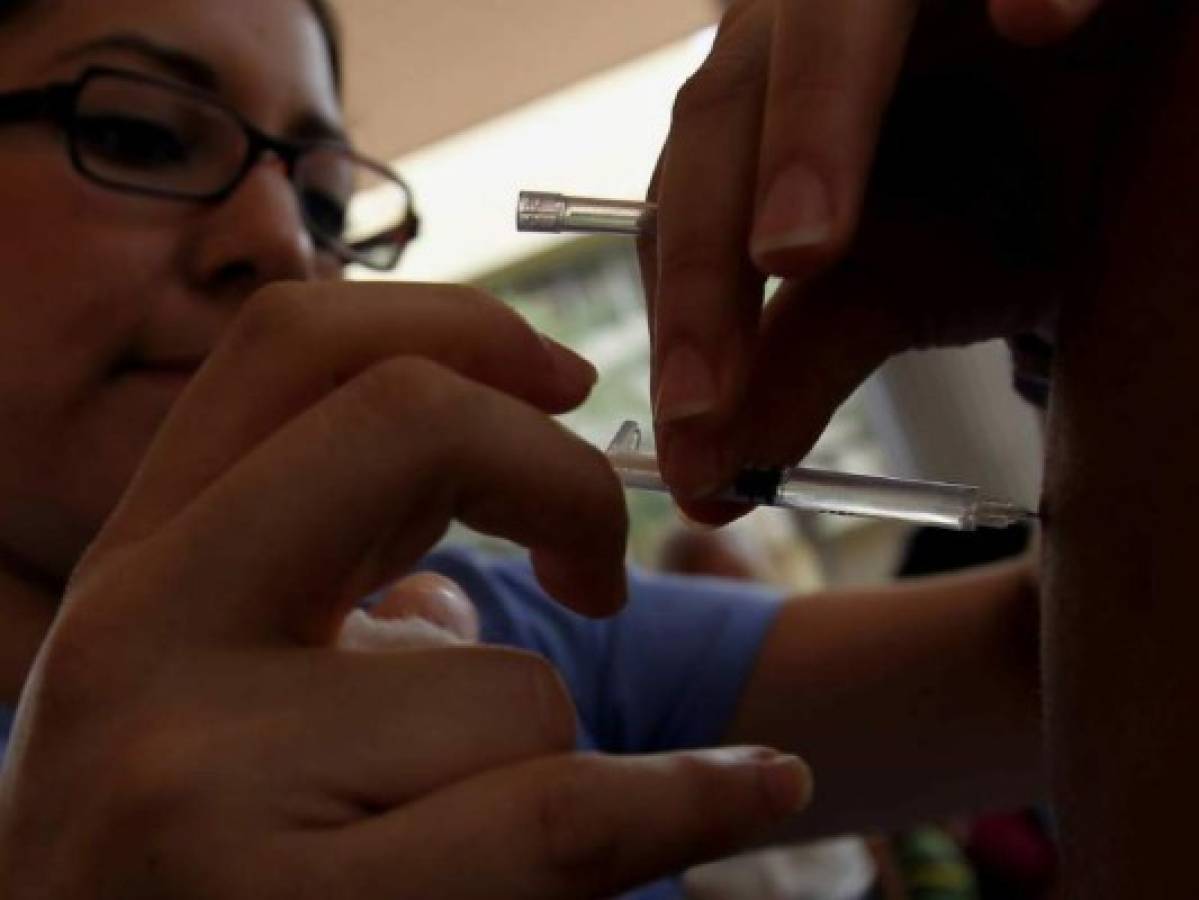 Secretaría de Salud adelanta vacunación contra la influenza H1N1 para la población en riesgo