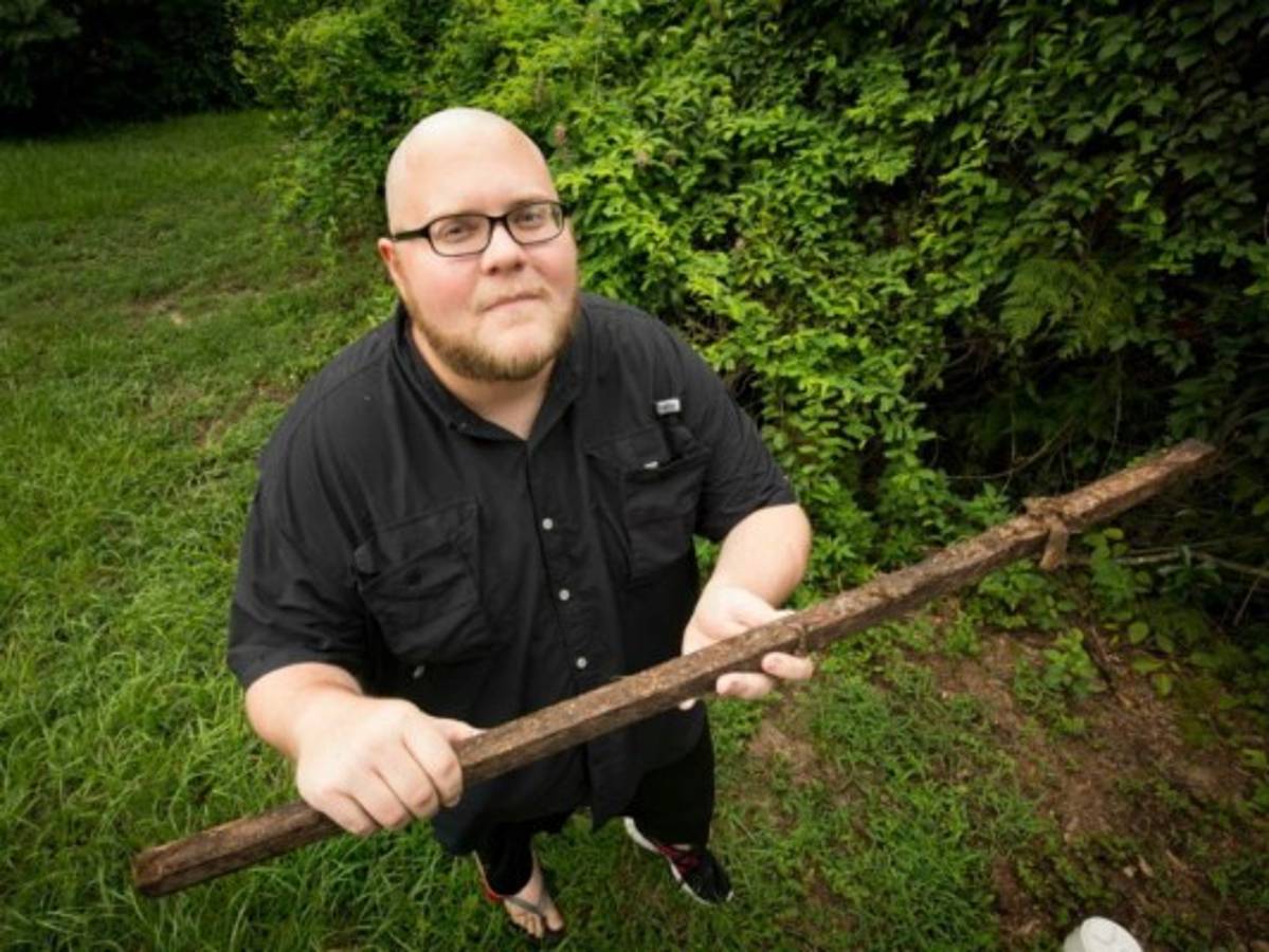 Florida: Hombre sobrevive a rayo, araña y serpiente