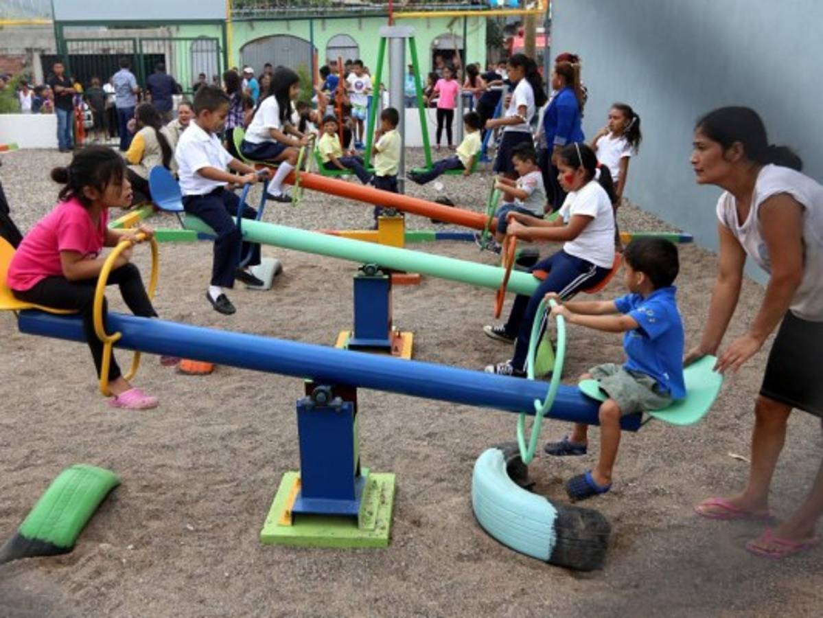 Nuevo parque en Brisas del Valle