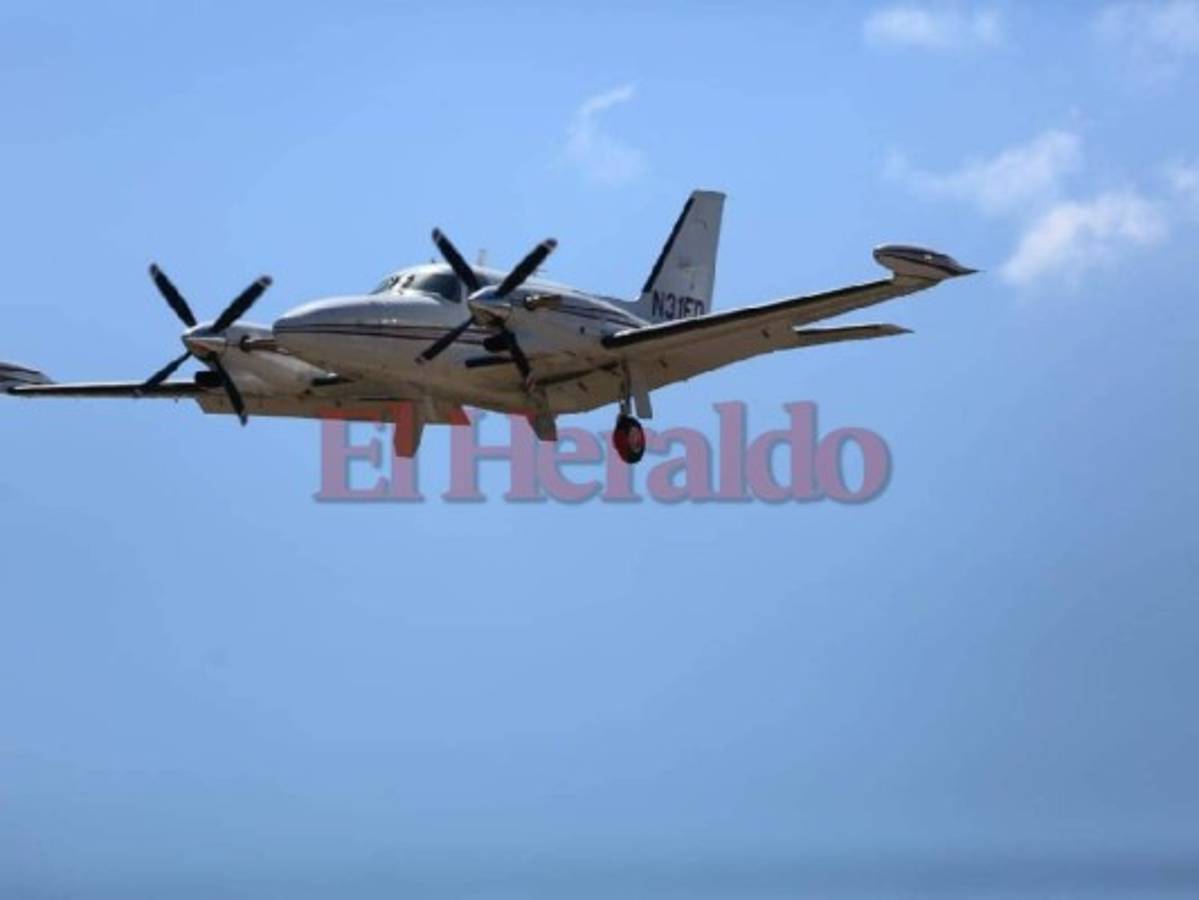 Secuencia del aterrizaje de emergencia de una avioneta en el aeropuerto Toncontín (Infografía)