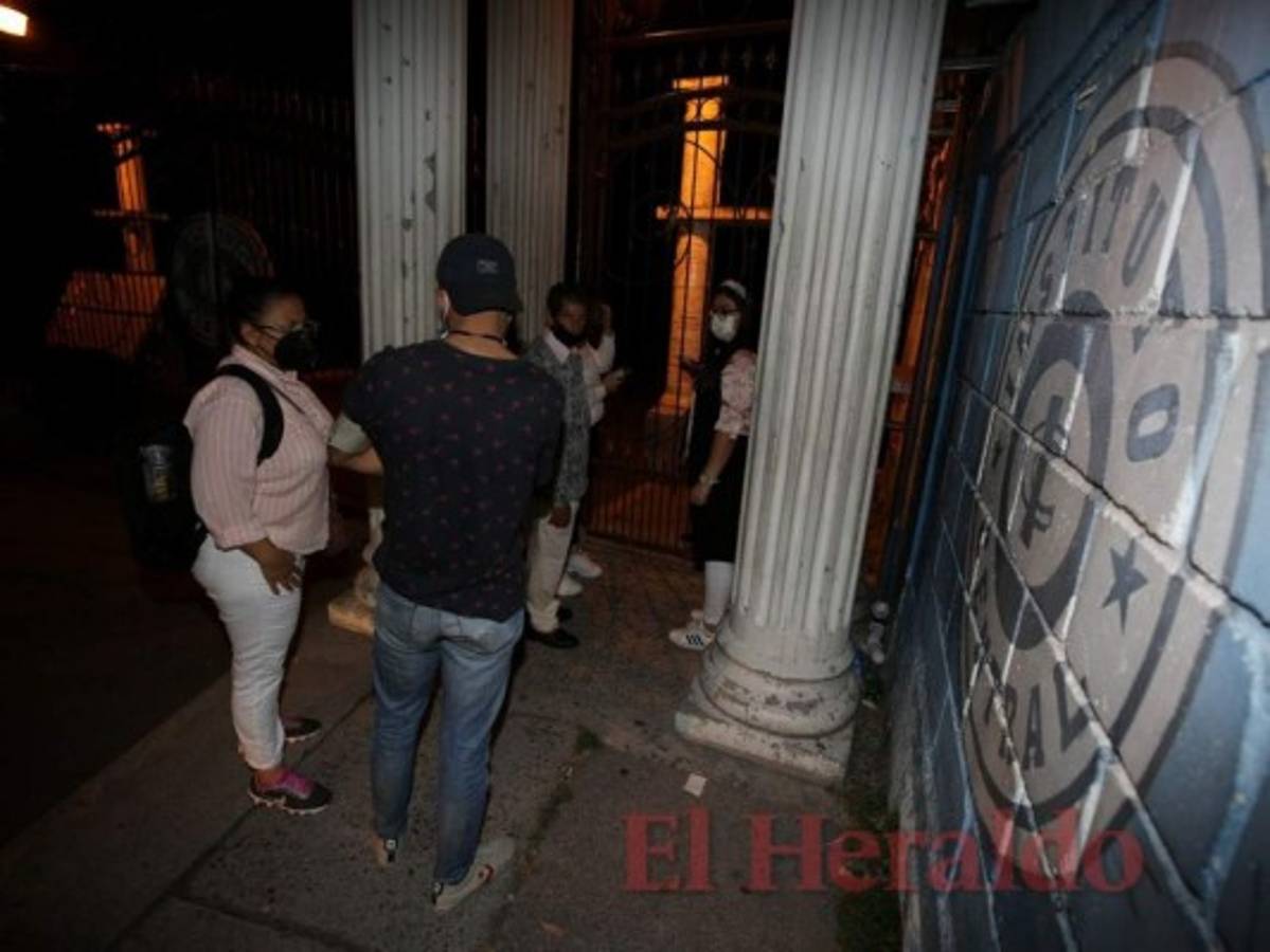 Todo listo en el Instituto Central para dar inicio a la fiesta democrática (FOTOS)