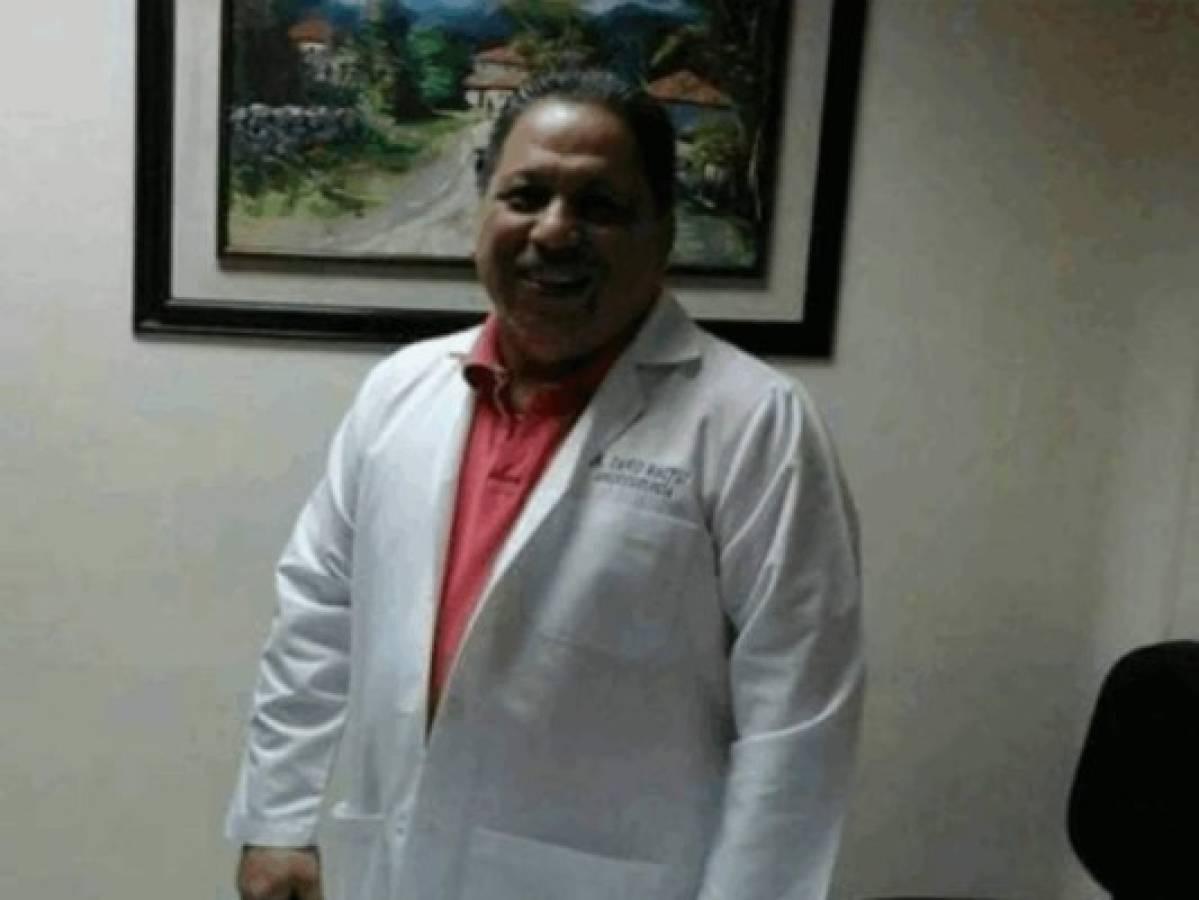 Covid-19: Muere el anestesiólogo Ángel Macpui Fajardo; ya estaba vacunado