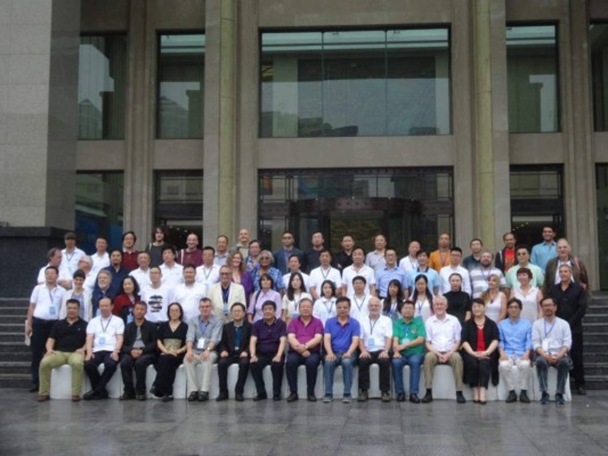 El poeta Rolando Kattán representó a Honduras en festival de Macedonia
