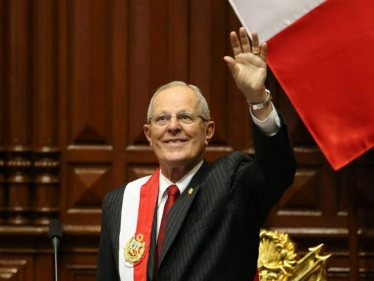 Kuczynski, un exbanquero que lucha por mantener su último trabajo