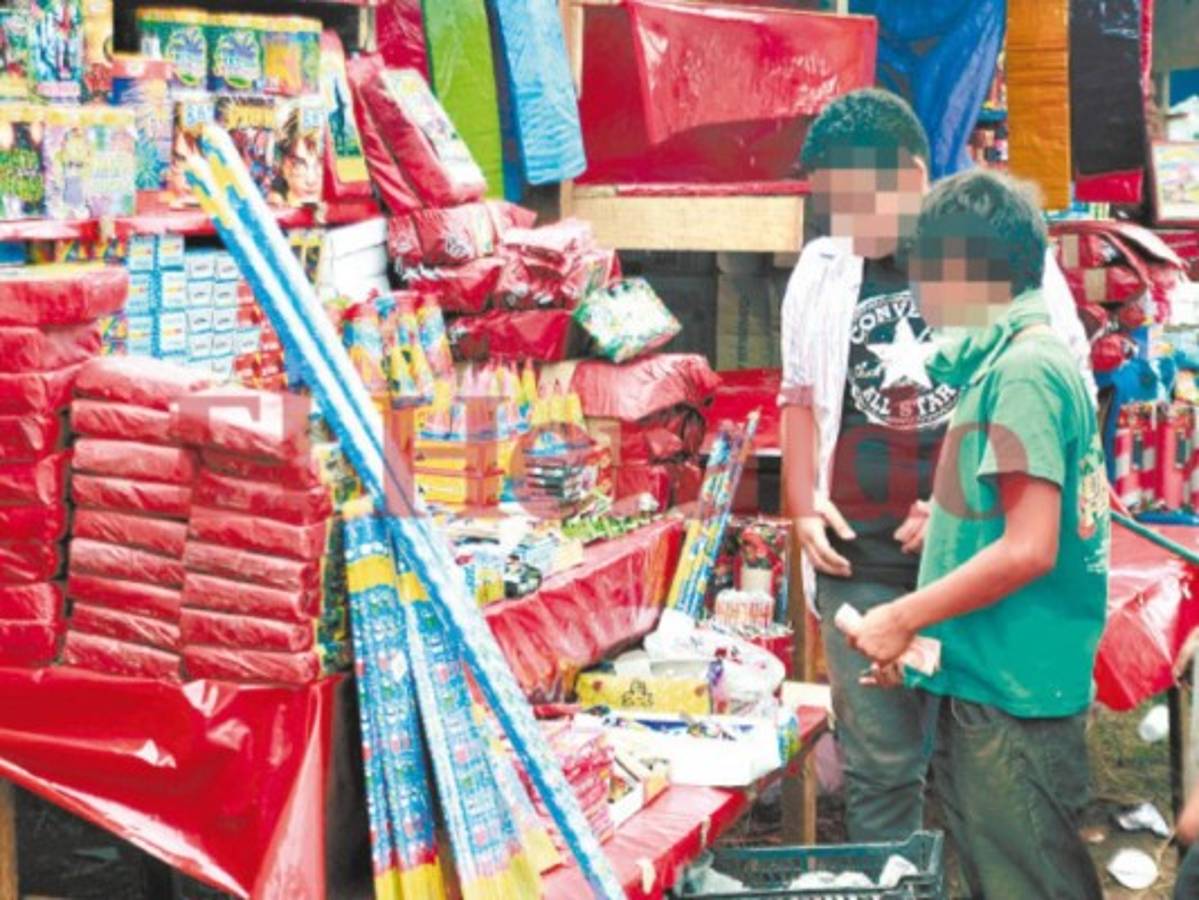 Honduras: Investigan si niños están vendiendo pólvora en Choluteca