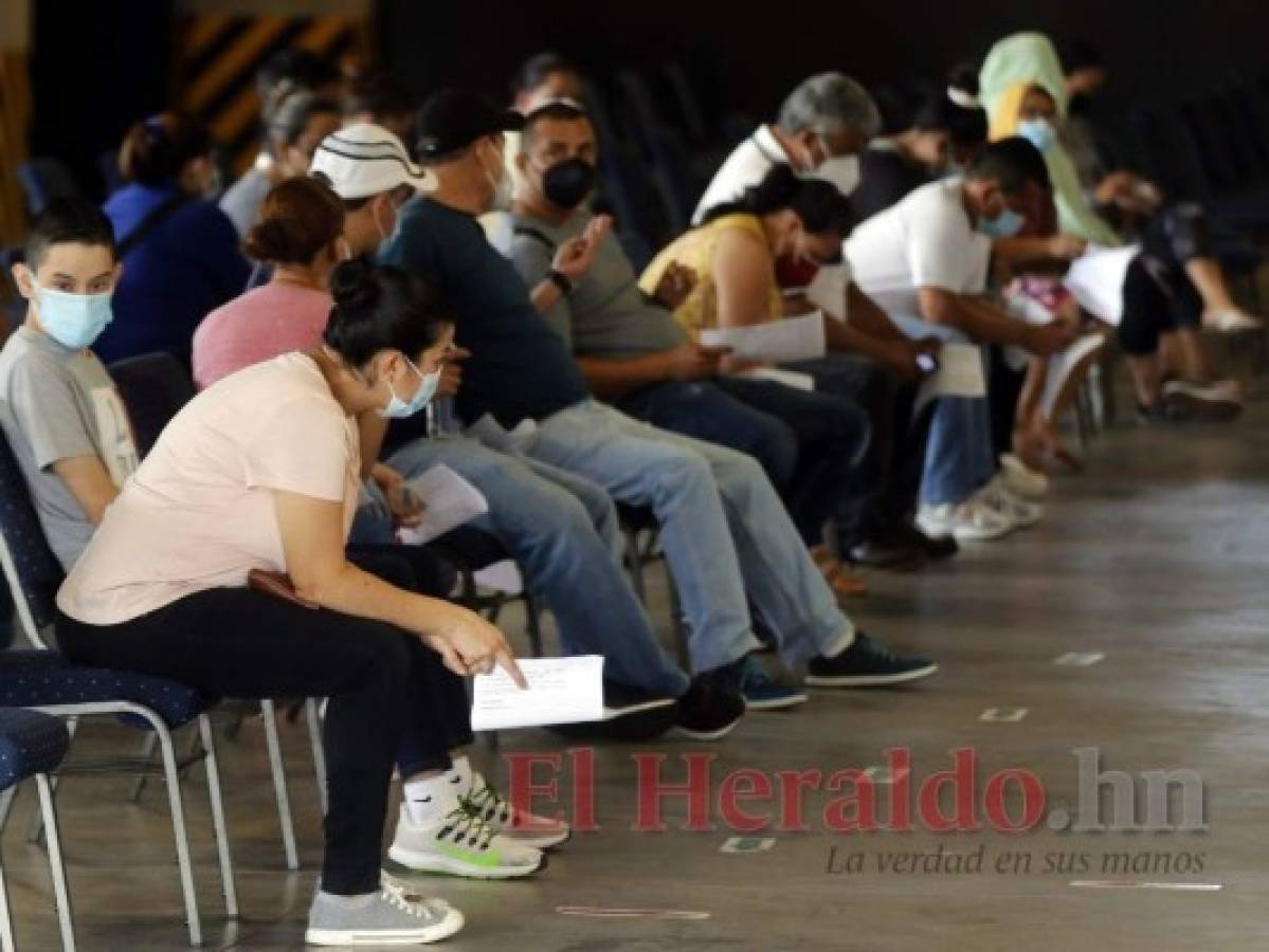 Triaje del CCI cerró por una hora ante alza de pacientes covid-19