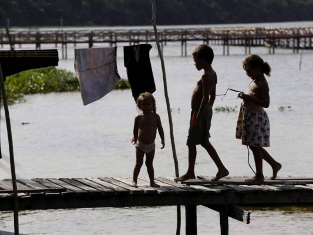 Dos niñas mueren por bala perdida durante tiroteo en Río de Janeiro