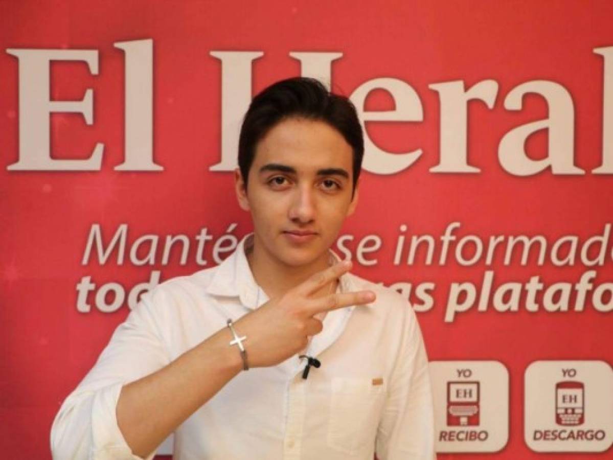 Juan Sebastián, el videoblogger hondureño espontáneo y divertido