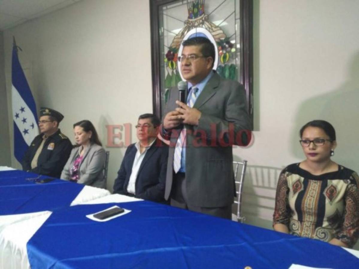 Entregan credenciales a alcaldes electos por el departamento de Francisco Morazán