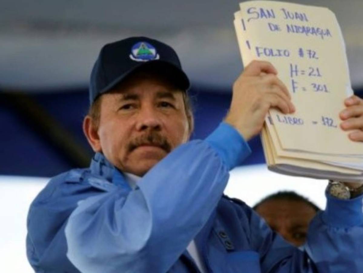 Daniel Ortega: 'Ejército contribuyó a restablecer la paz tras protestas en Nicaragua'