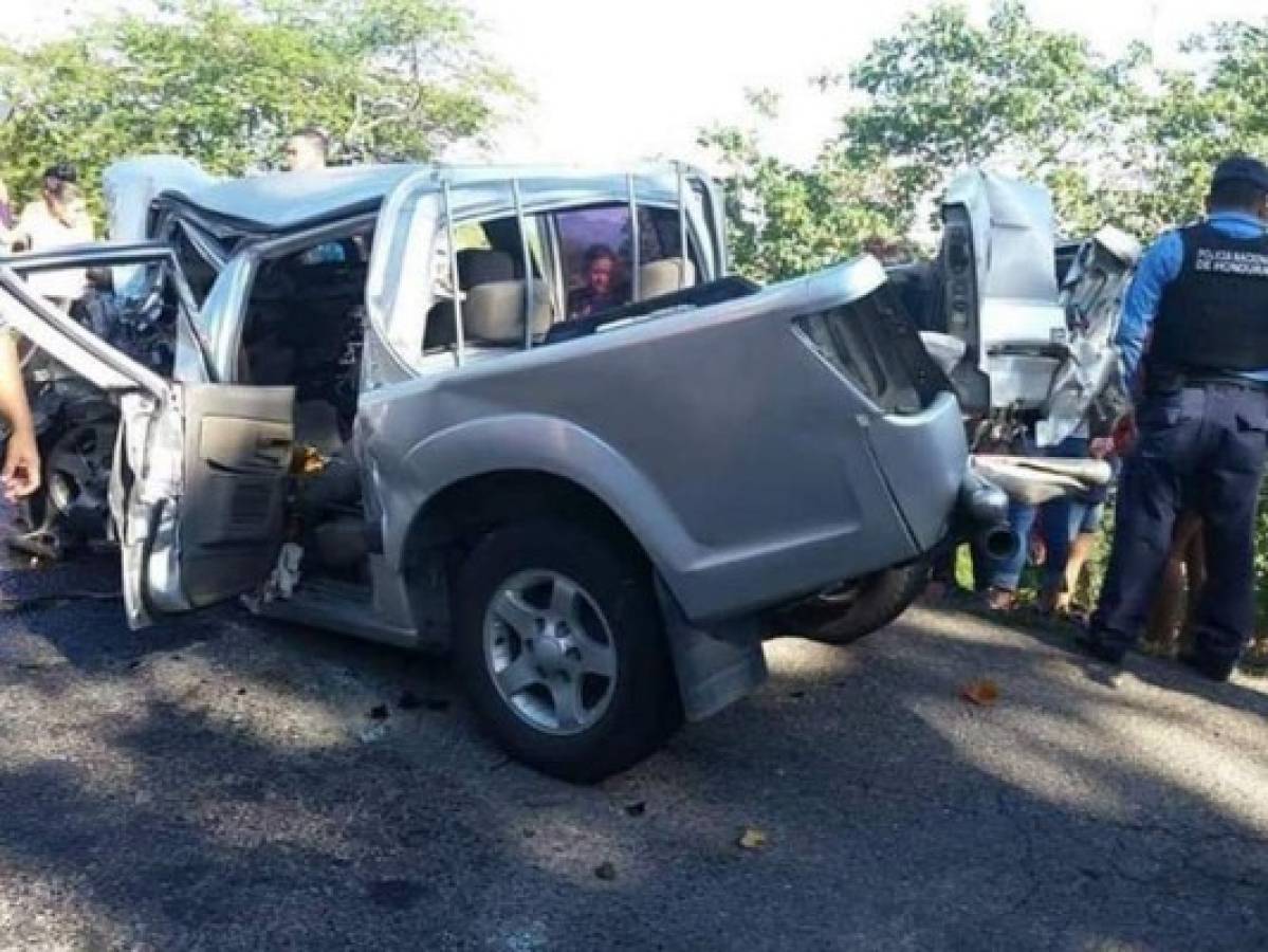 Dos muertos y cuatro heridos deja accidente vial en Santa Bárbara