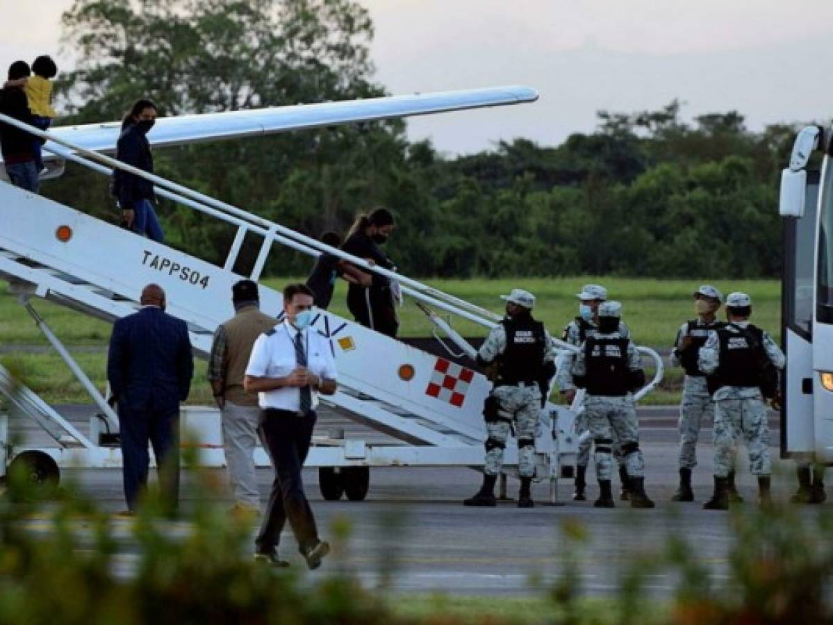 ACNUR denuncia vuelos de expulsión de migrantes de EEUU a México
