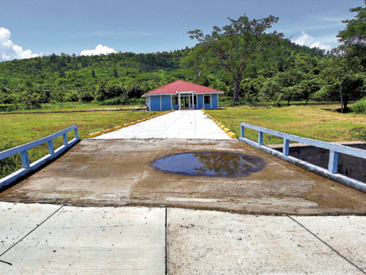 Guerra entre funcionarios hondureños por fondos de Cocesna