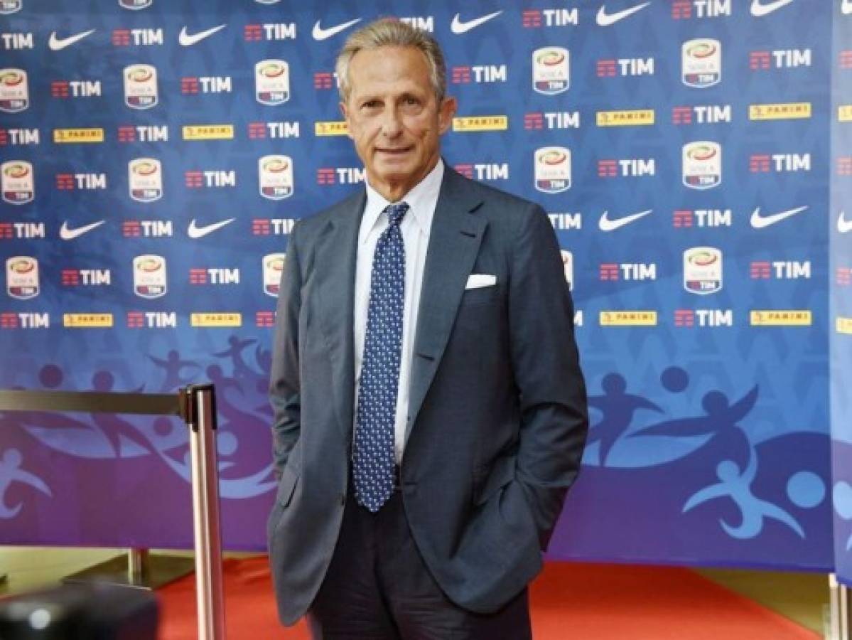 Presidente de la Liga italia de fútbol renuncia a su cargo