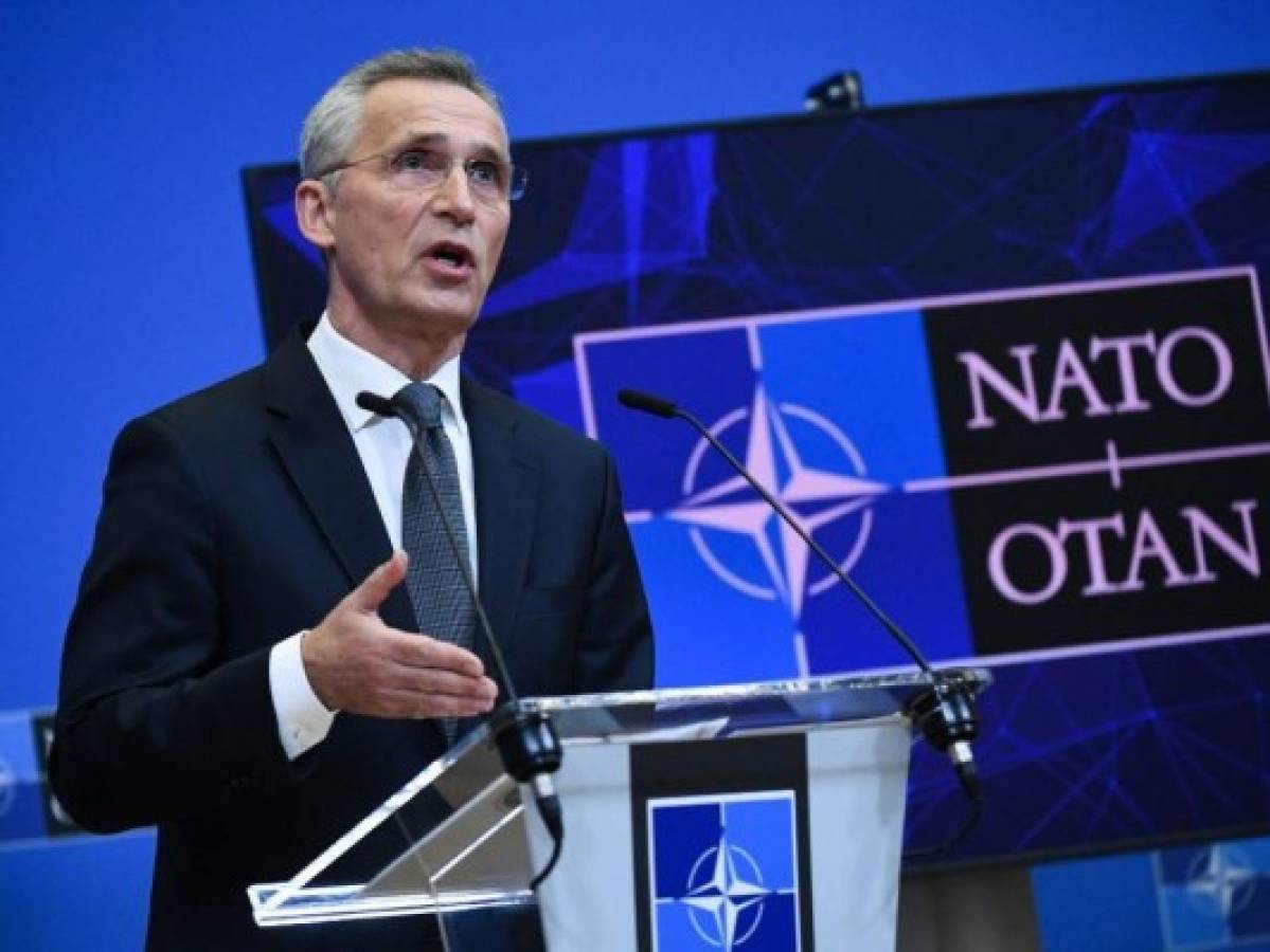 OTAN advierte a Rusia sobre costos de una acción militar contra Ucrania