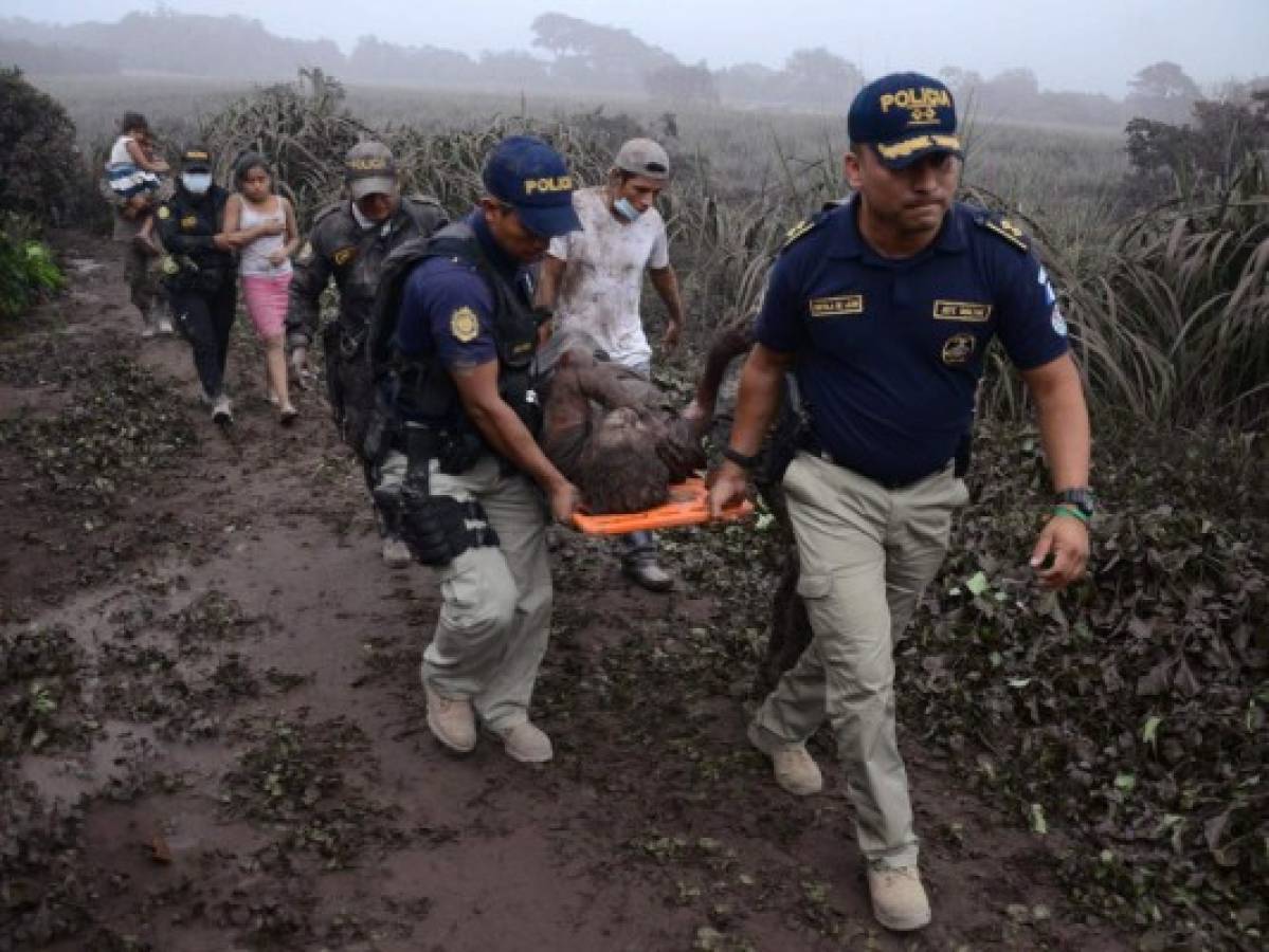 Al menos 25 muertos en Guatemala por erupción del Volcán de Fuego