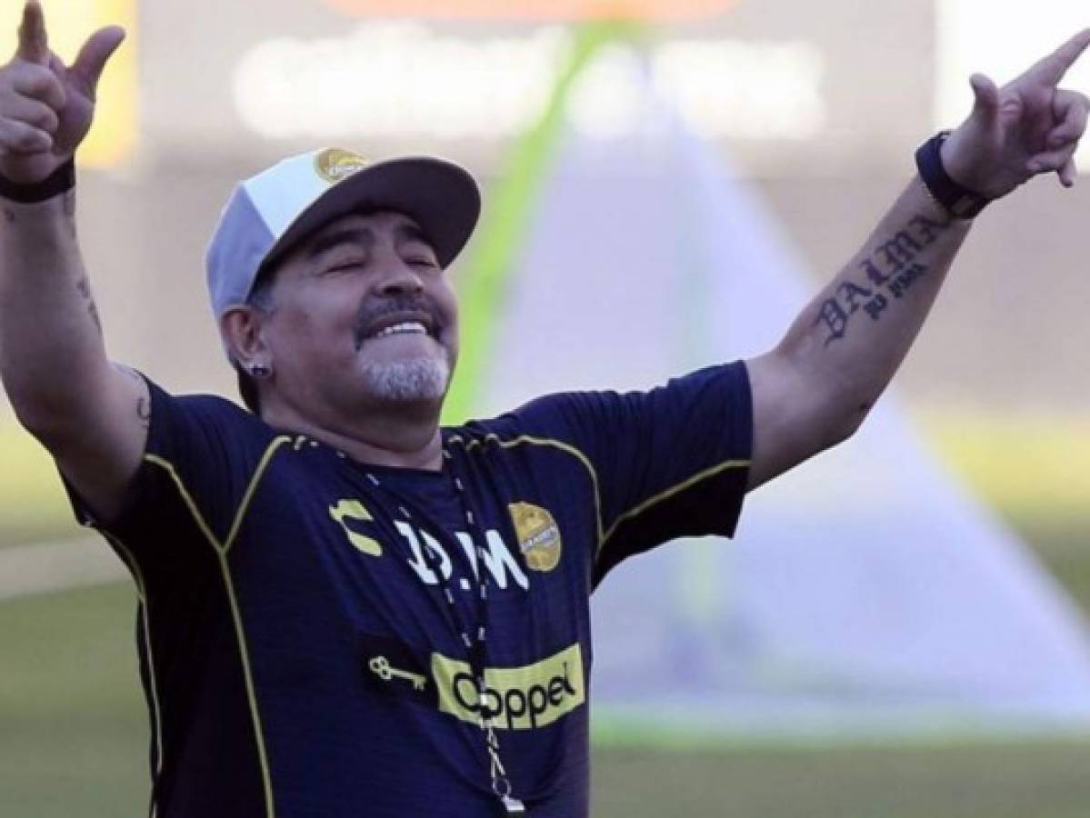 Maradona arregló su continuidad por seis meses más en Dorados de Sinaloa