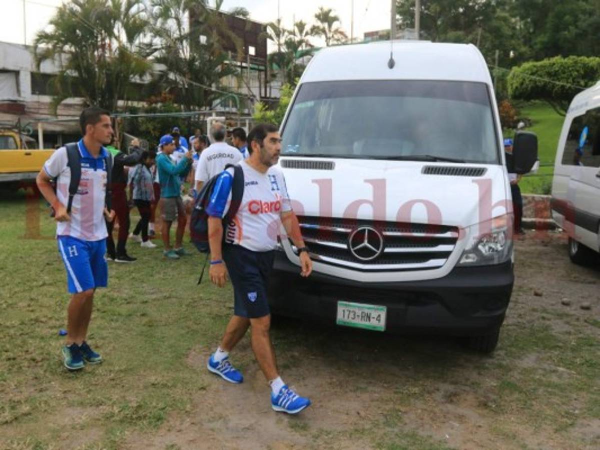¿Por qué Honduras se traslada en busitos en Cuernavaca?