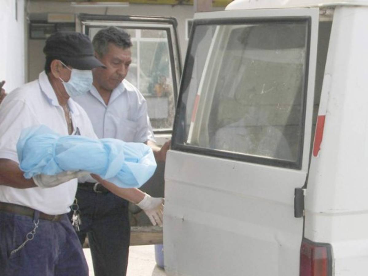 Pequeña de diez años da a luz y su bebé muere