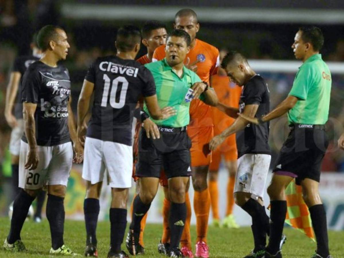 Honduras de El Progreso campeón de Honduras al vencer a Motagua en penales