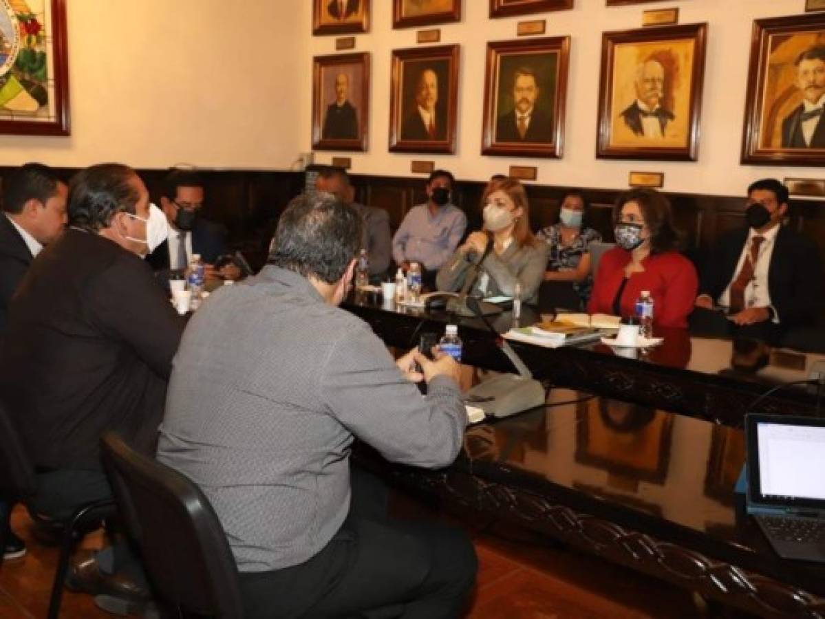 El tripartidismo a punto de generar nueva crisis en Honduras