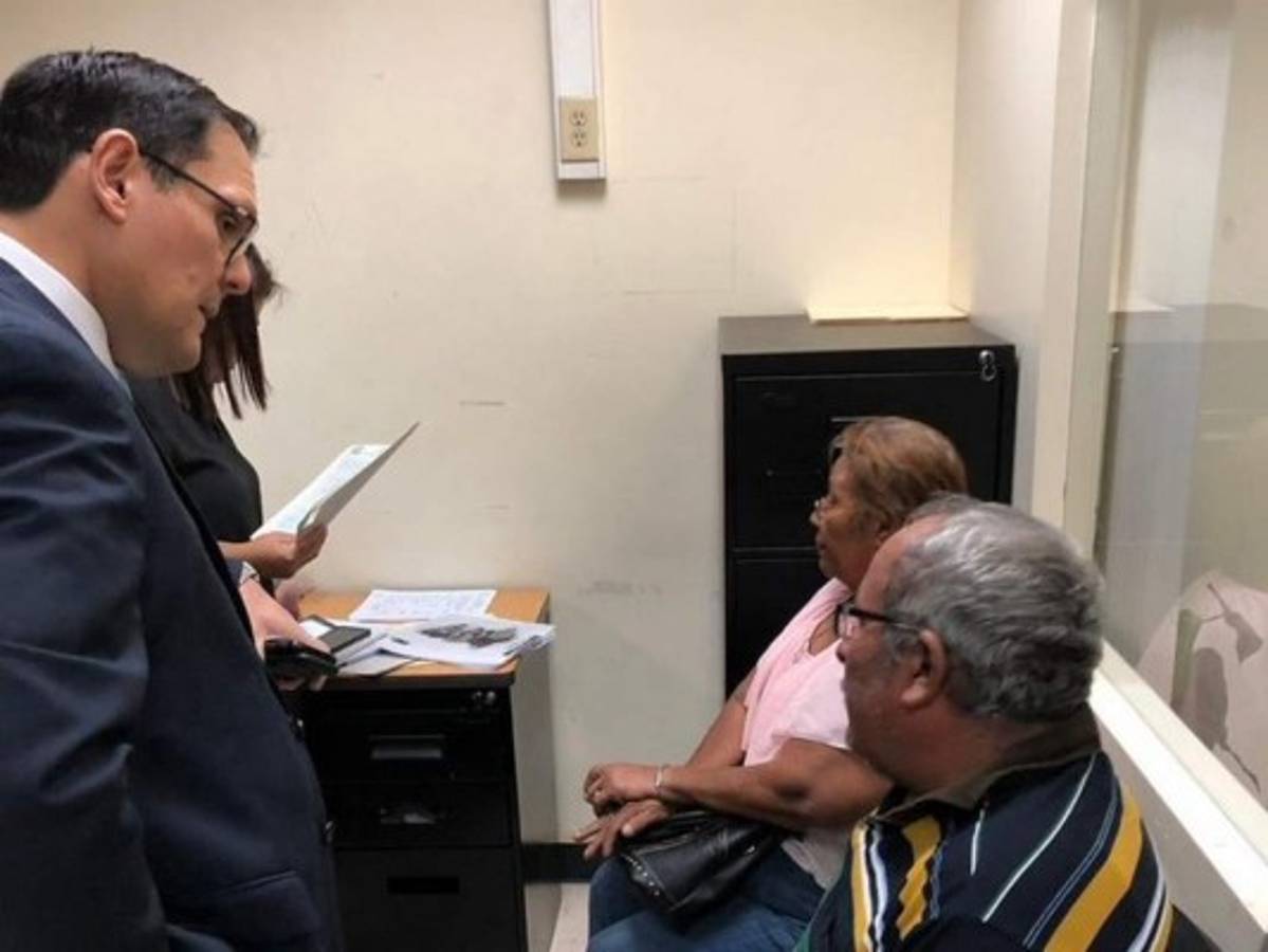 Canciller de Honduras se reunió con familiares de los compatriotas secuestrados en México