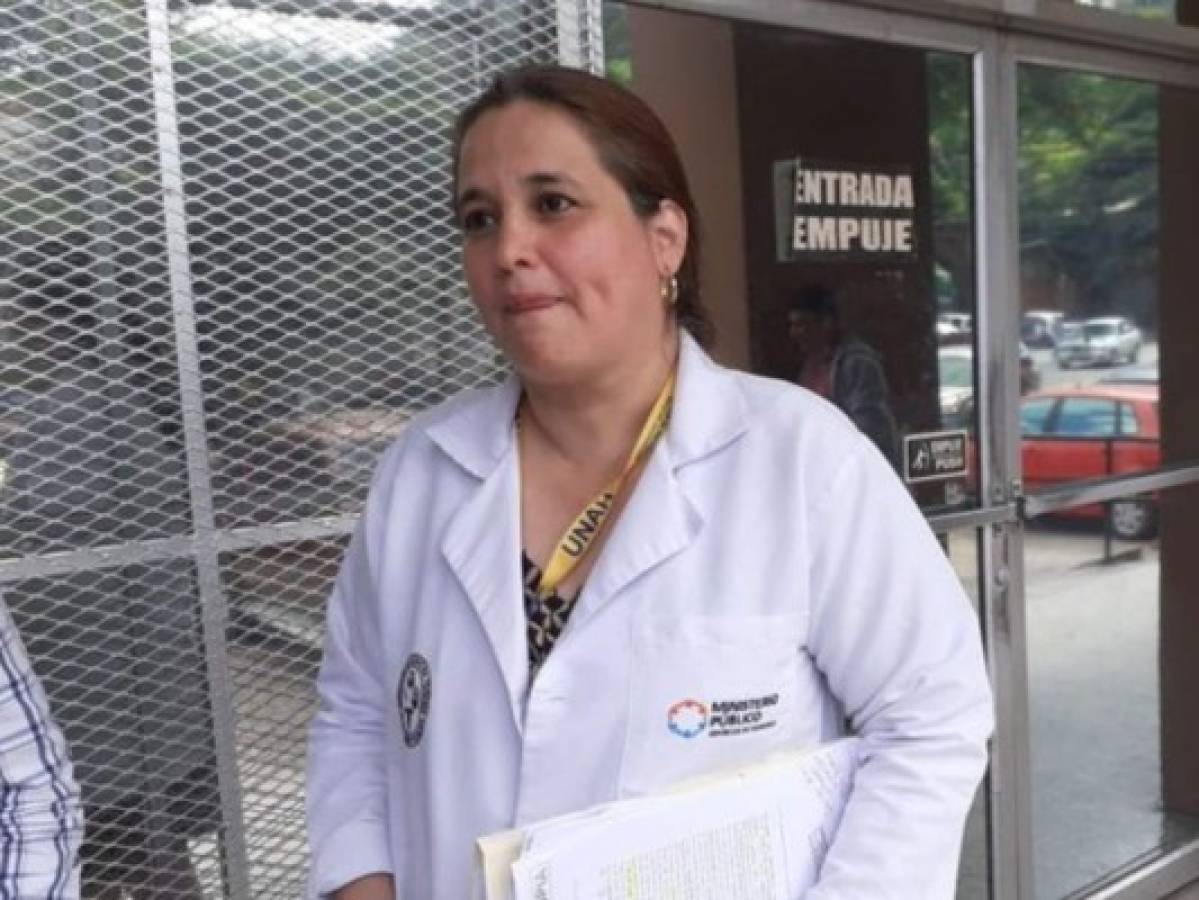 Suspenden a Julissa Villanueva, exdirectora de Medicina Forense, por 15 días y sin goce de sueldo