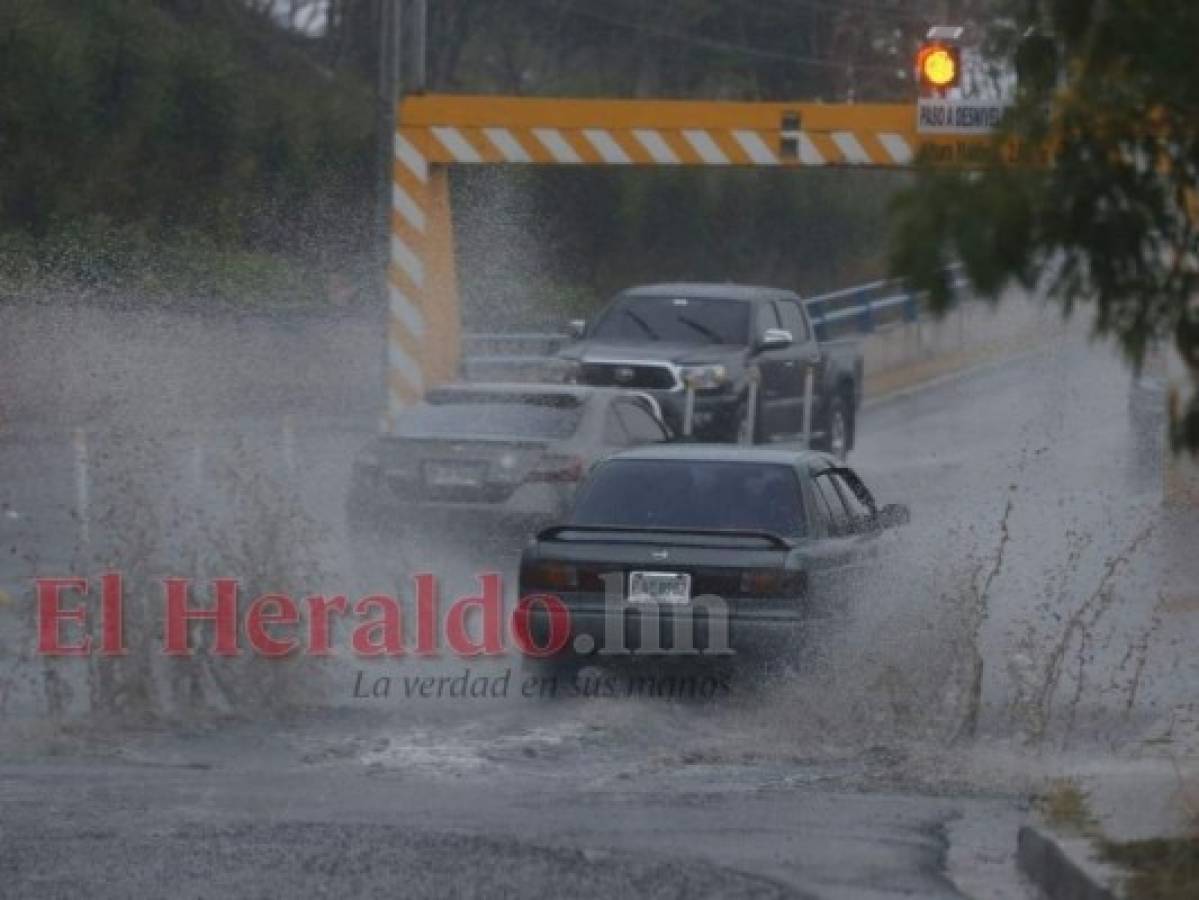 Onda tropical dejaría lluvias para este sábado en la mayor parte de Honduras