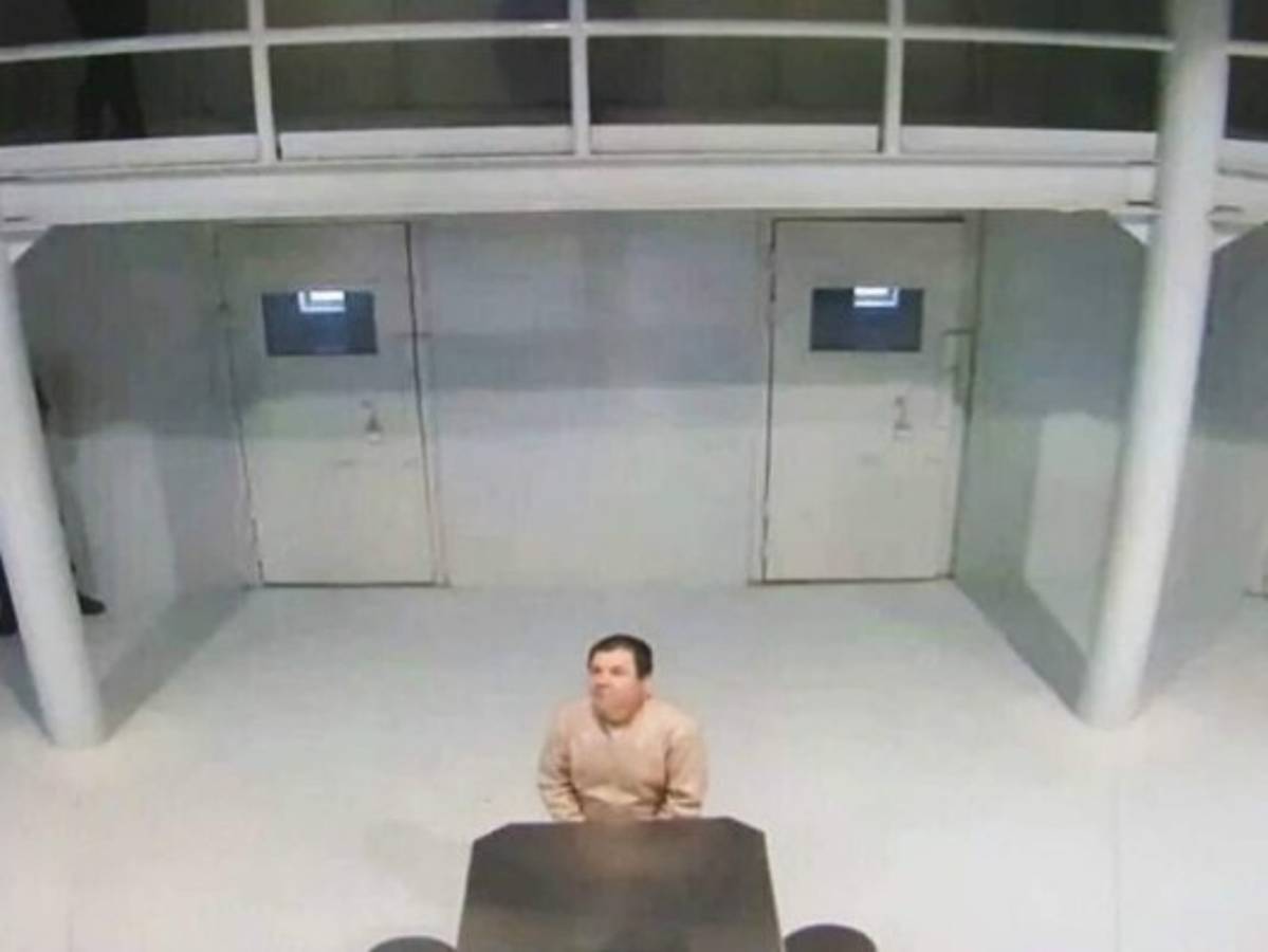 México: 'El Chapo' logra fallo para tener una manta en prisión