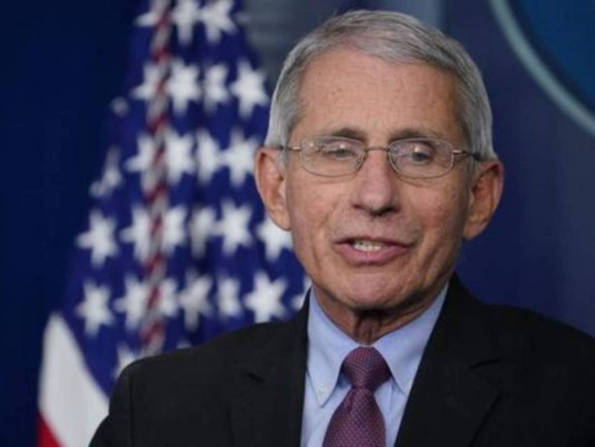 Resultados de la vacuna de Moderna son 'increíblemente impresionantes', dice doctor Fauci  