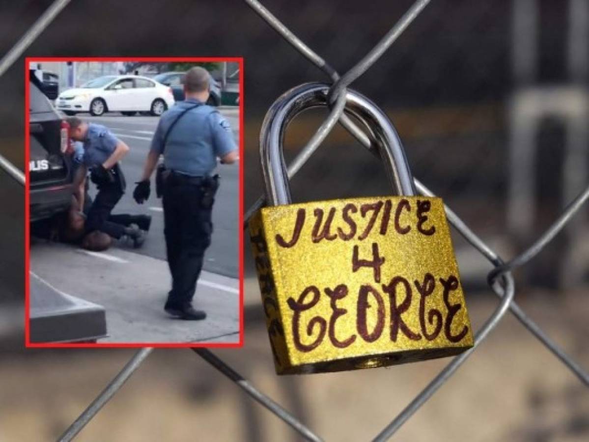 Jurado ve impactantes imágenes del arresto de George Floyd, grabadas por la policía   