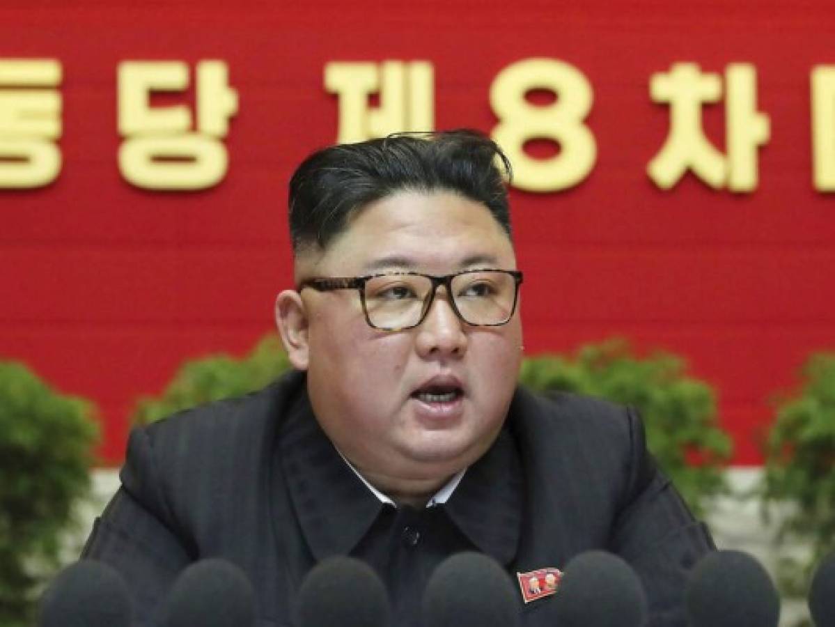 Kim Jong Un promete 'reforzar' su arsenal nuclear