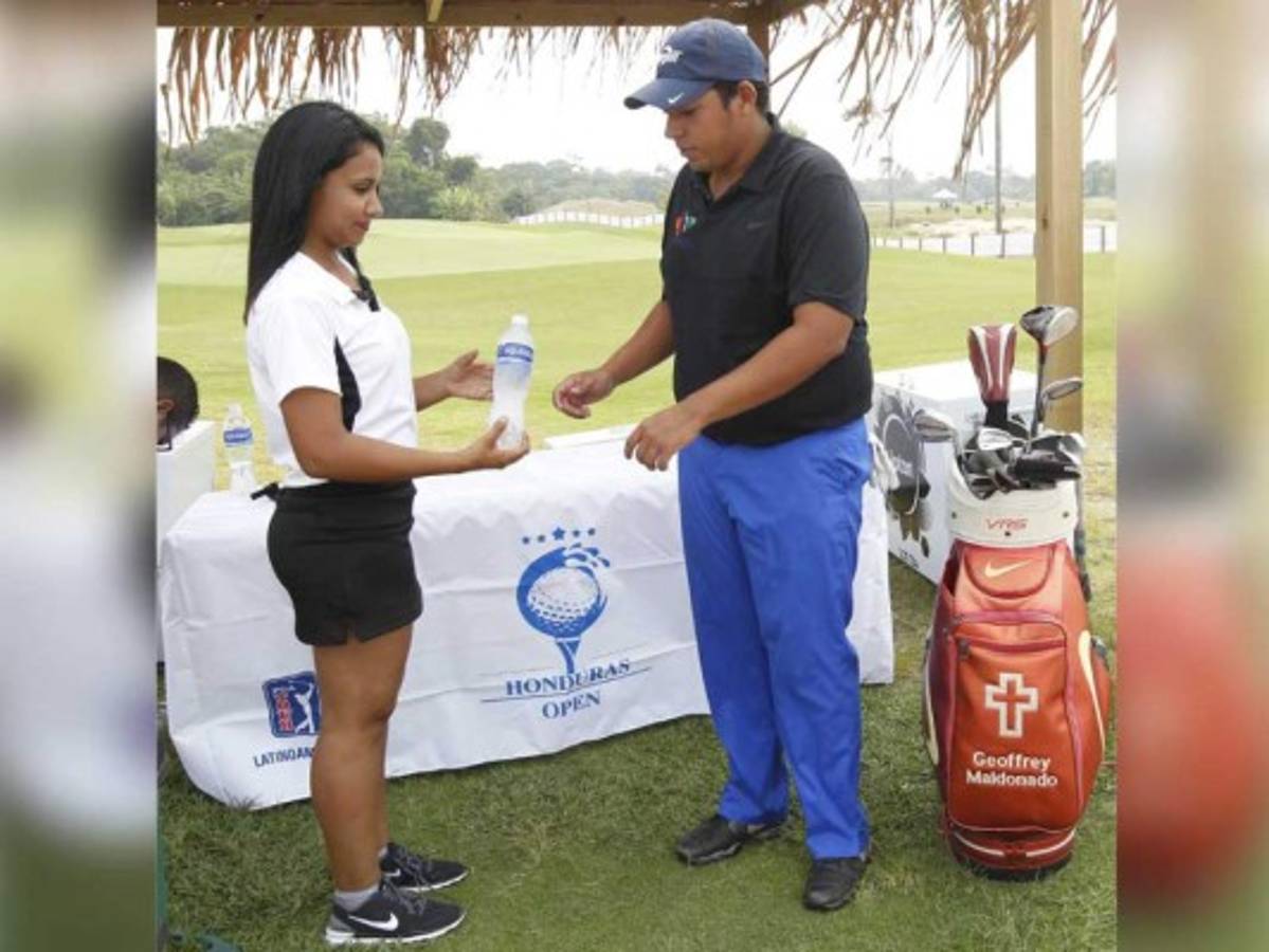 El calor arropa a los golfistas
