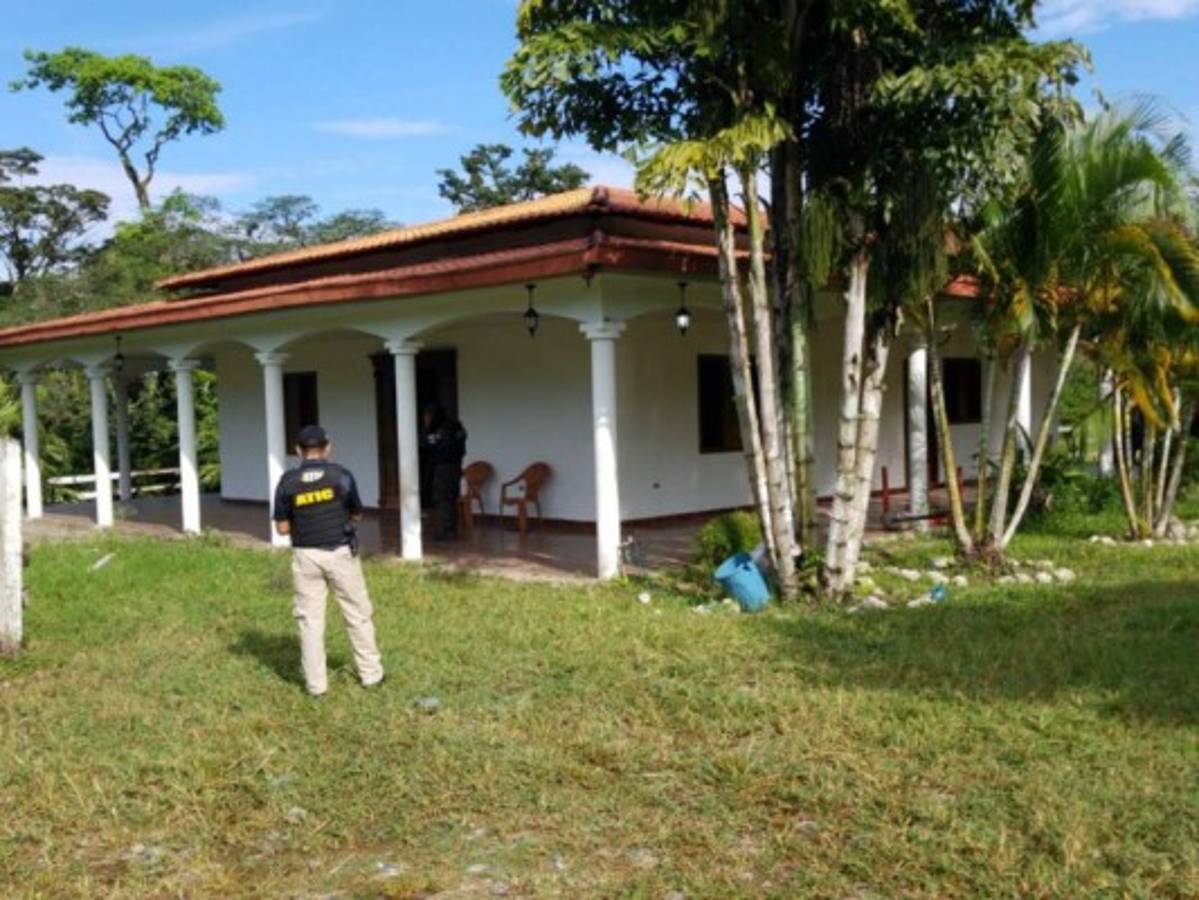 Aseguran 31 bienes muebles e inmuebles a socio de exalcalde Alexander Ardón