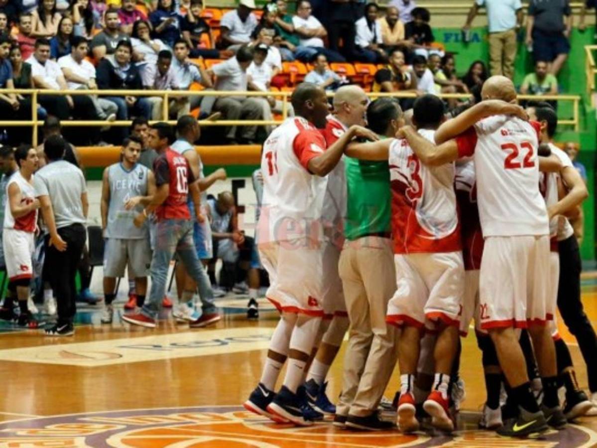 Atlántida campeón del baloncesto capitalino tras vencer en la final a Icevic
