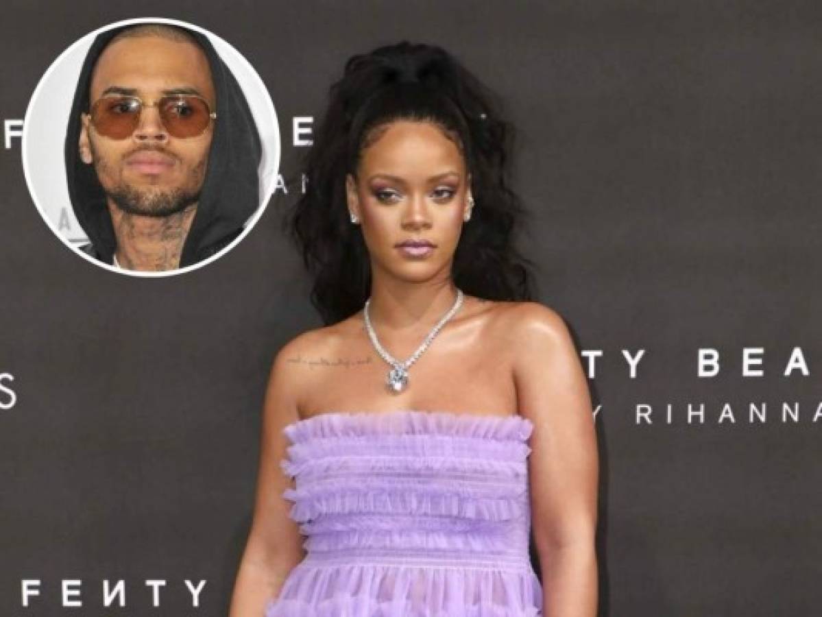 Rihanna revela que sigue amando a Chris Brown