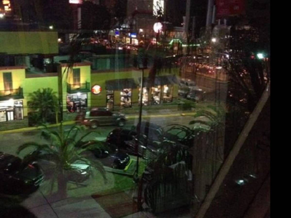 Honduras: Acribillan a dueño de El Bombazo en restaurante de SPS